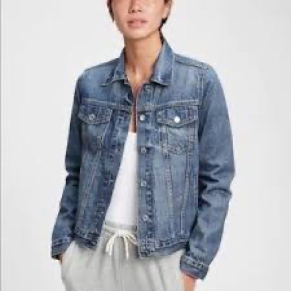 Gap 1969 Lily Flap Pocket Distressed‎ Trucker Denim Jacket